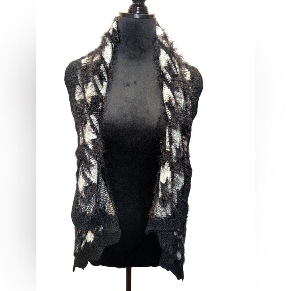 Liquid By Sioni Houndstooth Knit Faux Fur Sleeveless Cardigan, Size S/M